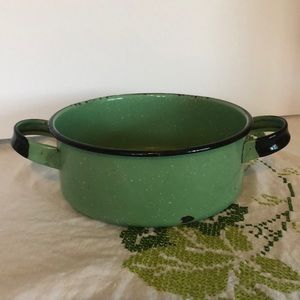 Vintage green and black enamel Rusty pot